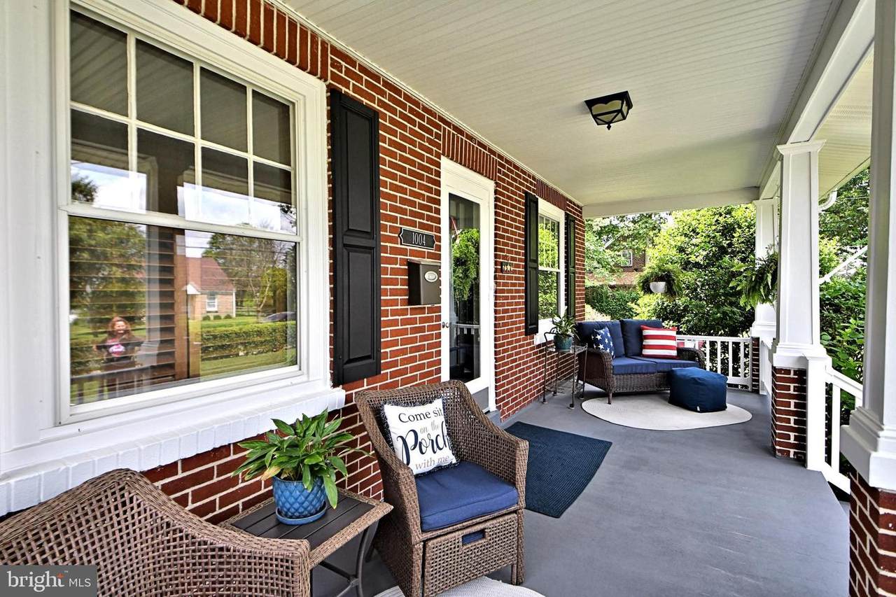 1004 Cherry Street - Photo 1