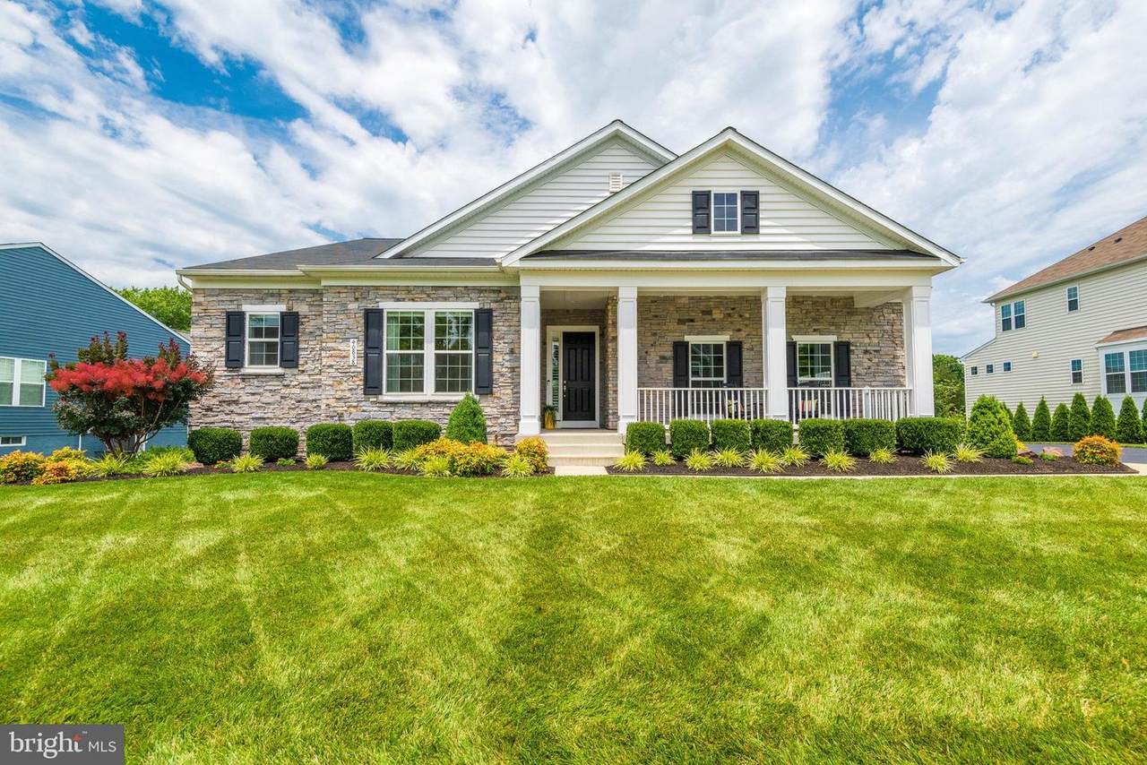 40838 Hayrake Place - Photo 1