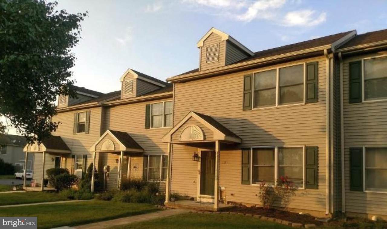 521 Bracken Drive - Photo 1