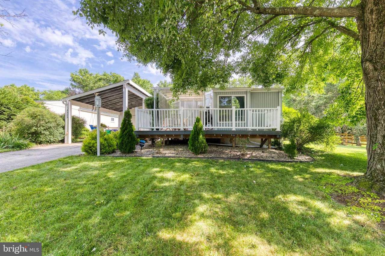 9309 Farewell Road - Photo 1