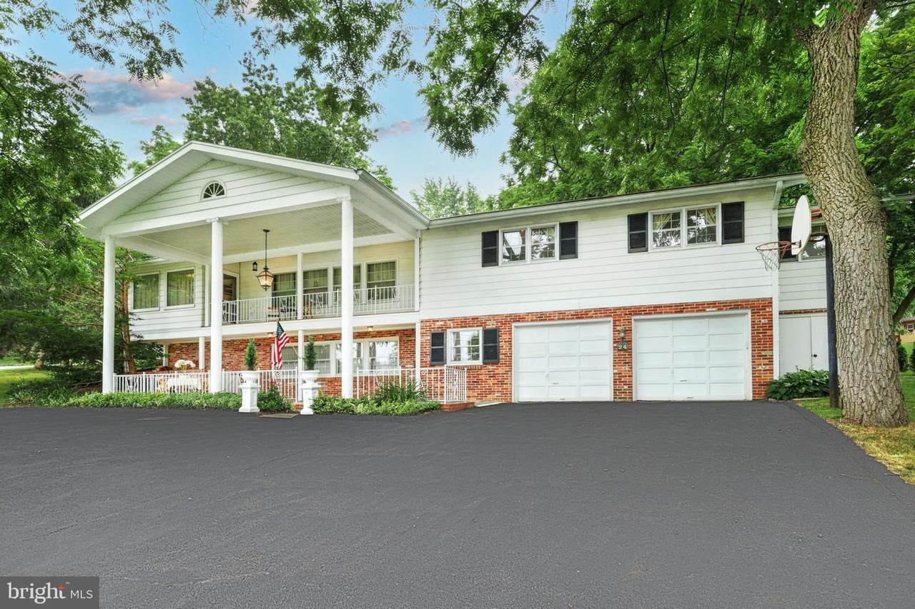 24 Churchill Drive - Photo 1