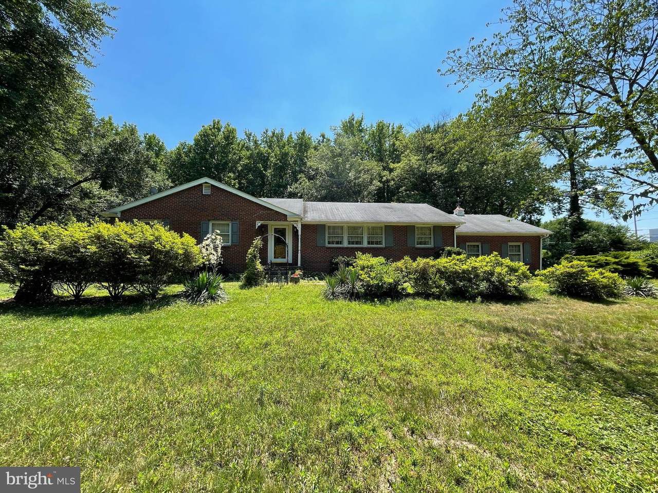 1002 Harding Highway - Photo 1