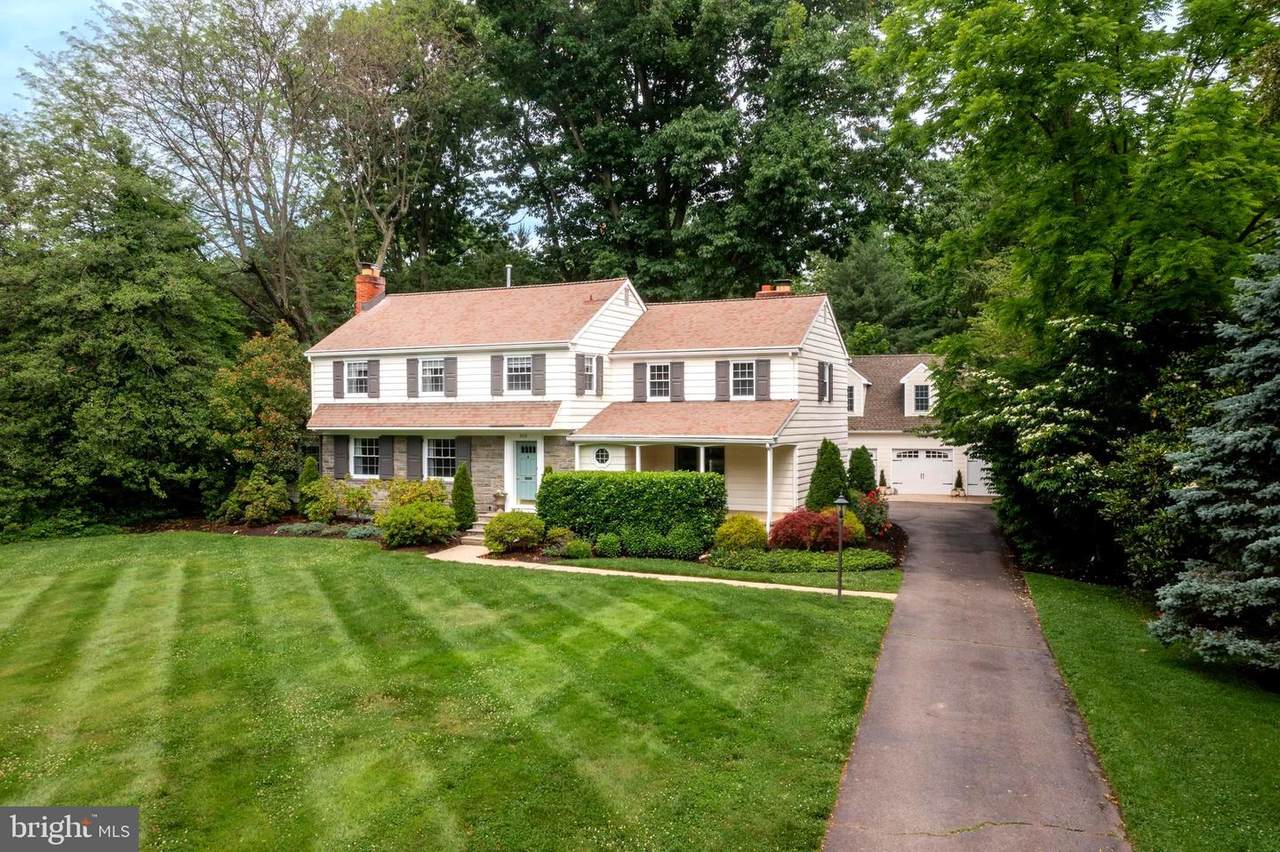 305 Westover Road - Photo 1