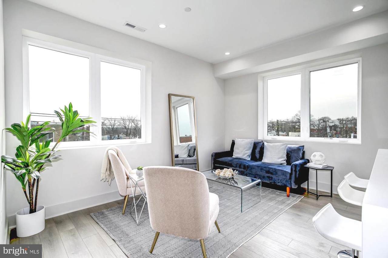 839 Kennedy Street - Photo 1