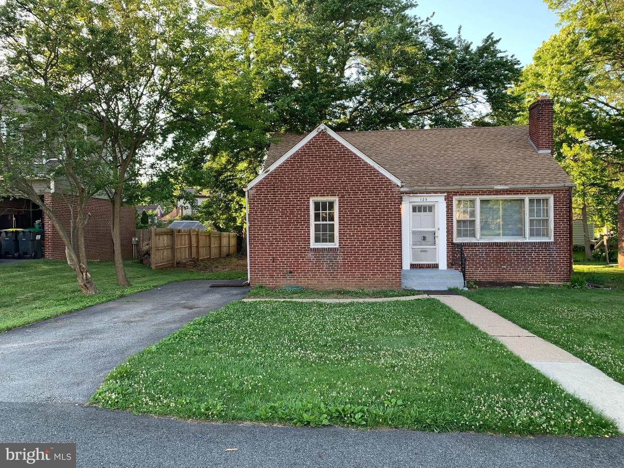 123 Duncan Avenue - Photo 1