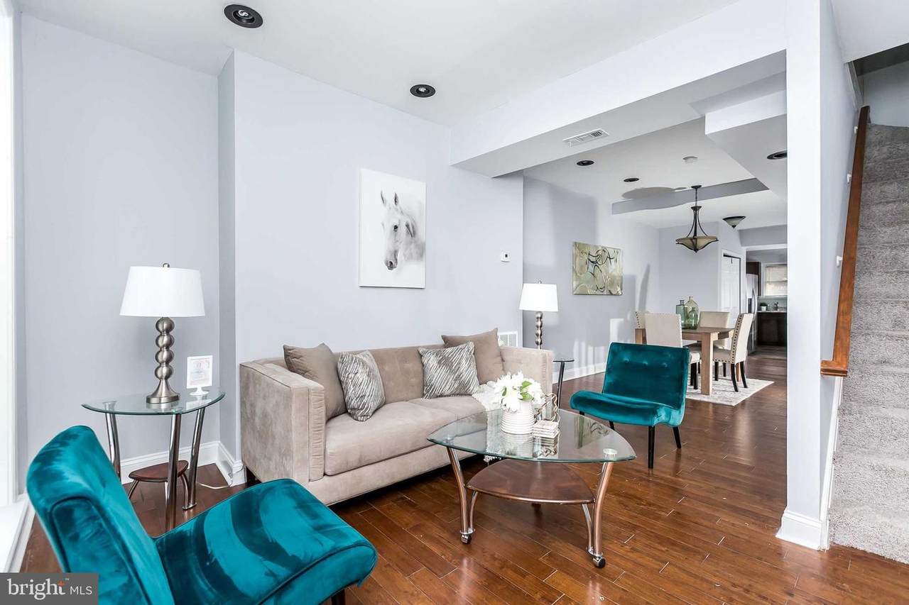 1106 Bond Street - Photo 1