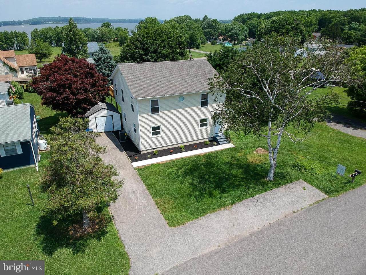 79 Circle Drive - Photo 1