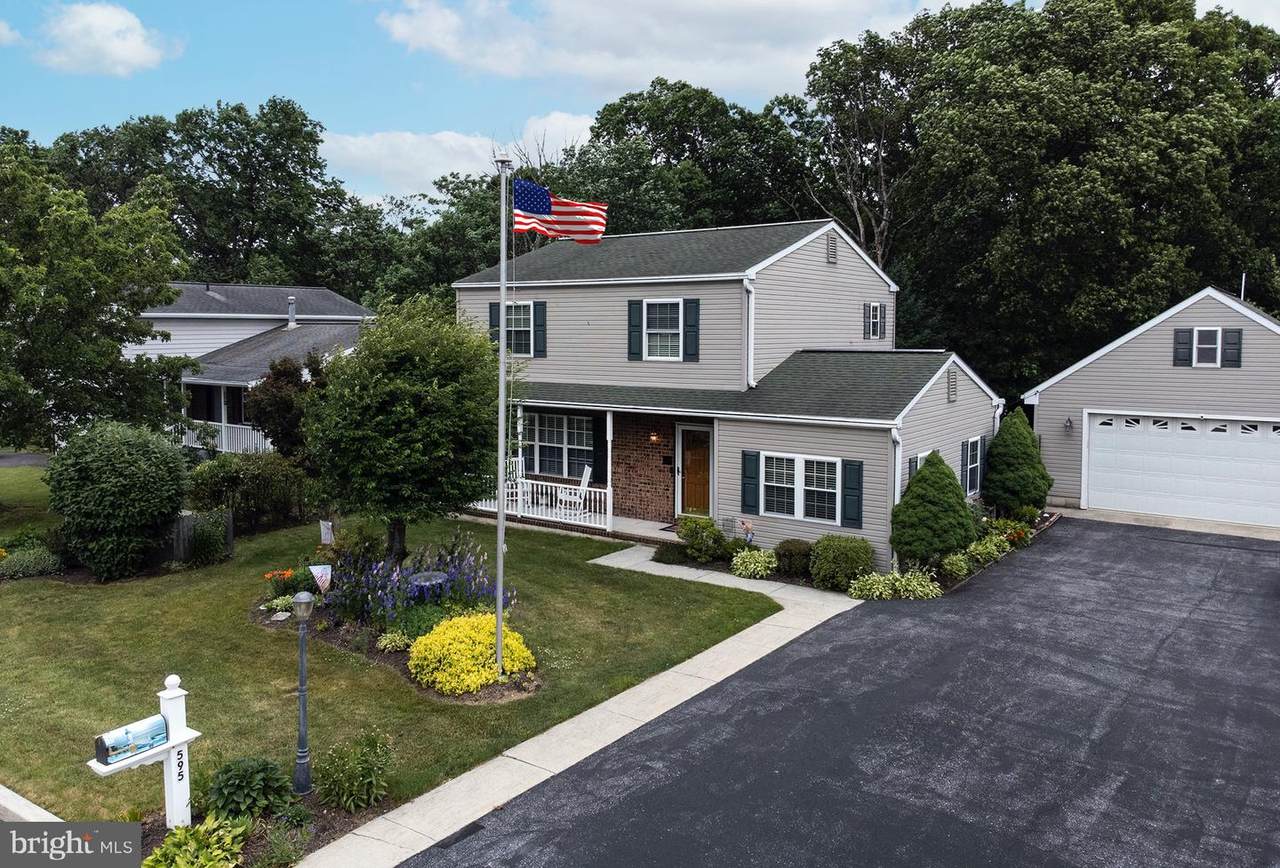 595 Harvest Drive - Photo 1