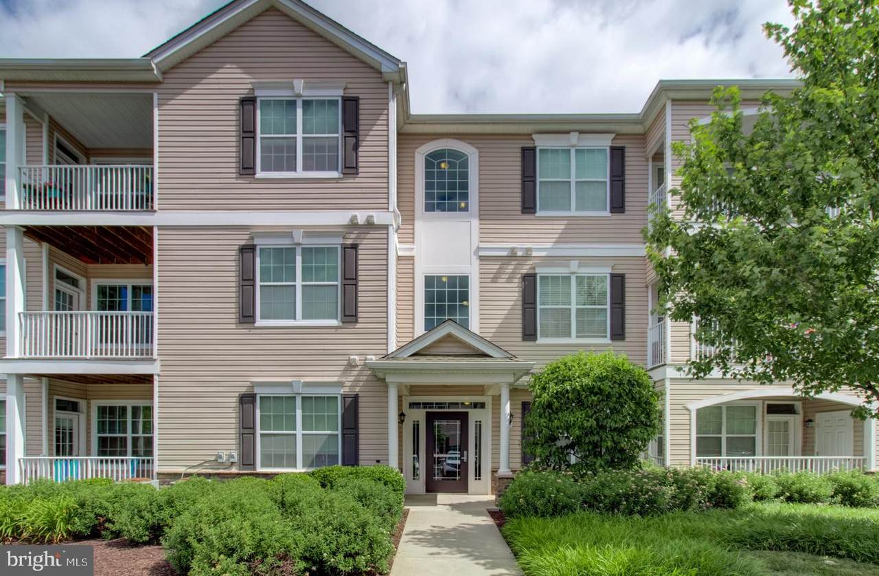 532 Timberlake Drive - Photo 1