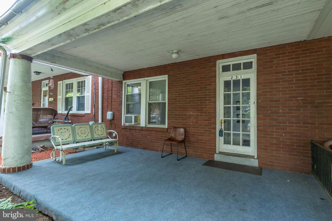 231 Ruby Street - Photo 1