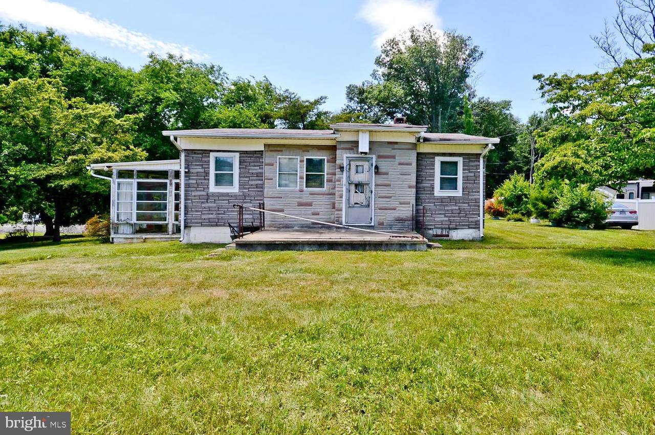 4900 Glenn Dale Road - Photo 1