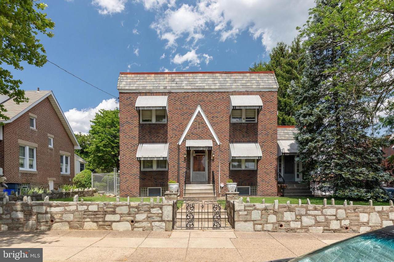 4609 Tyson Avenue - Photo 1