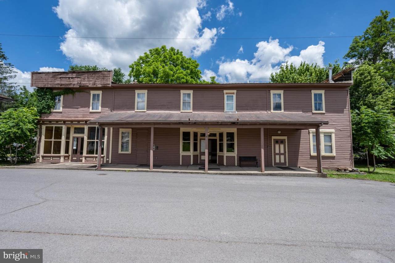 132 Walnut Street - Photo 1