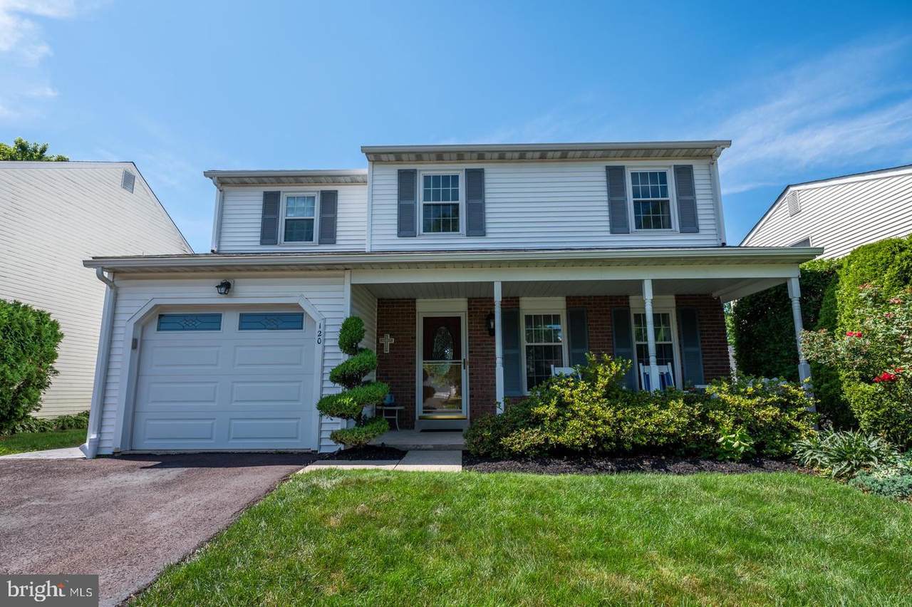 120 Gentry Drive - Photo 1