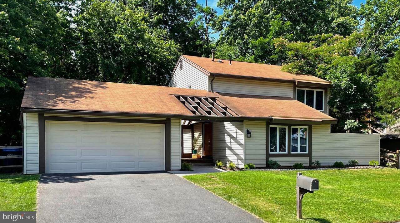 120 Hillsdale Drive - Photo 1