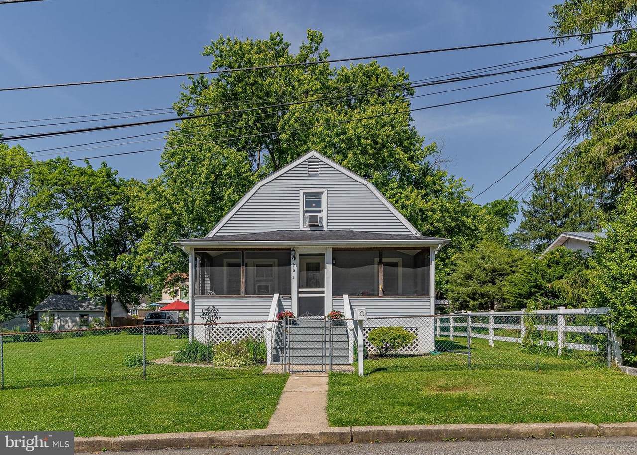610 Autumn Lane - Photo 1