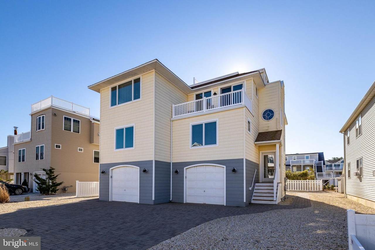 12 Harding Avenue - Photo 1