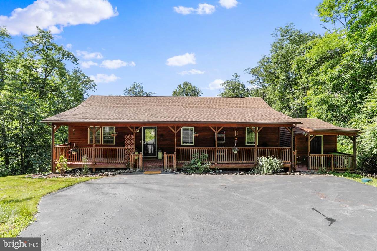 741 Windy Way - Photo 1
