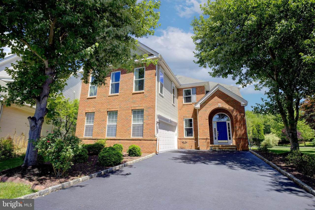 14 Barlow Court - Photo 1