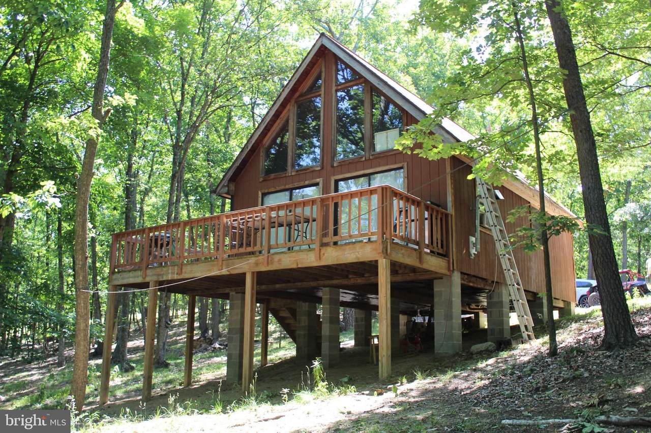 16 Honey Locust Lane - Photo 1
