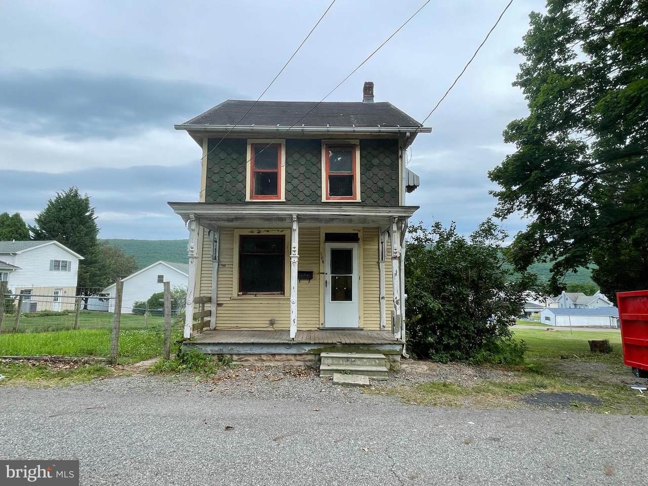 106 5TH Street - Photo 1
