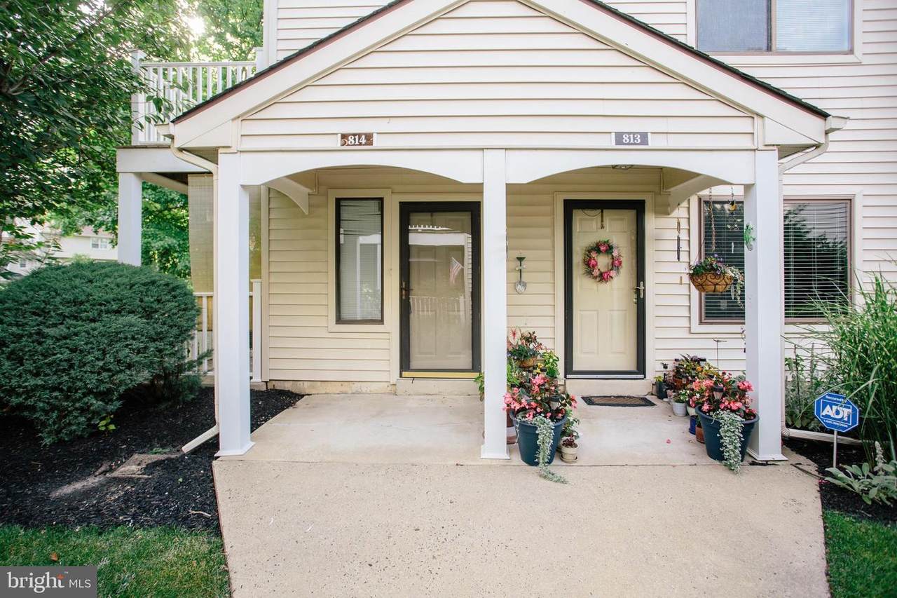 814 Gregorys Way - Photo 1