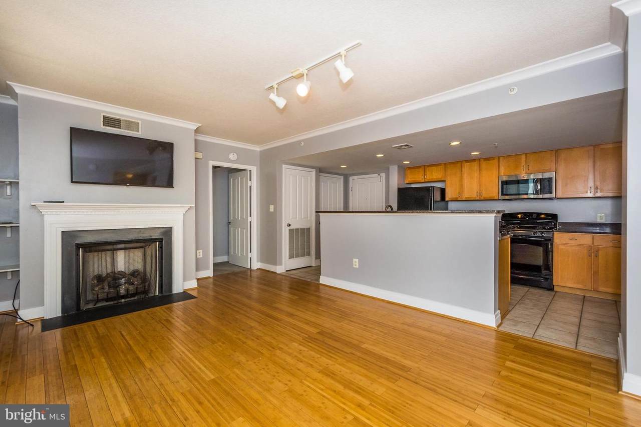 414 Water Street - Photo 1