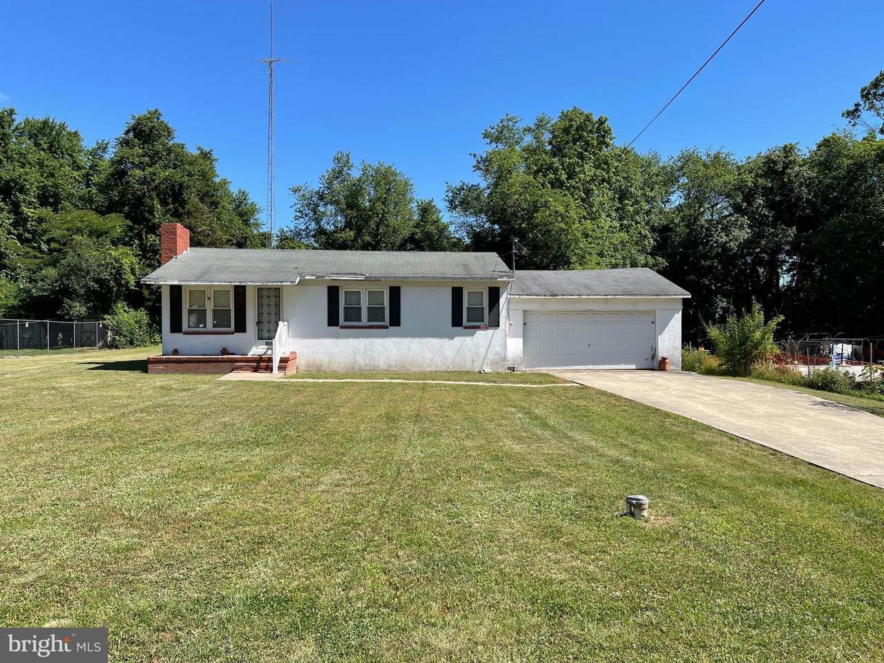 651 Irving Avenue - Photo 1