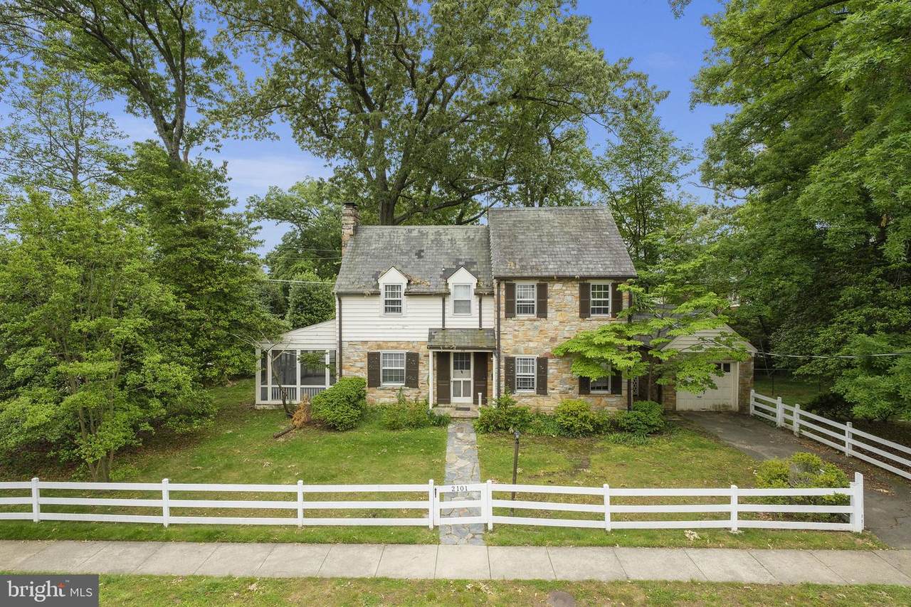 2101 Foresthill Road - Photo 1