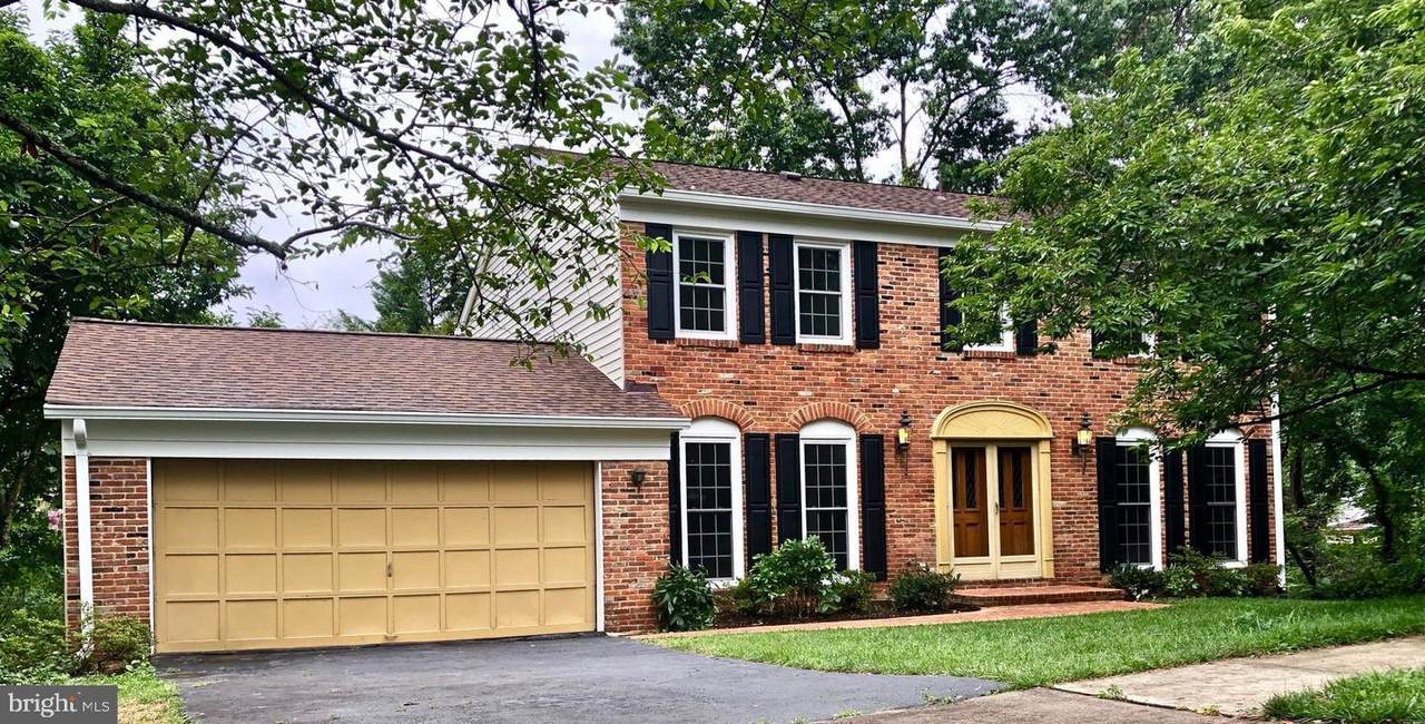 1830 Woodgate Lane - Photo 1