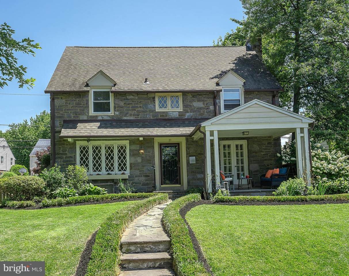 21 Henley Road - Photo 1
