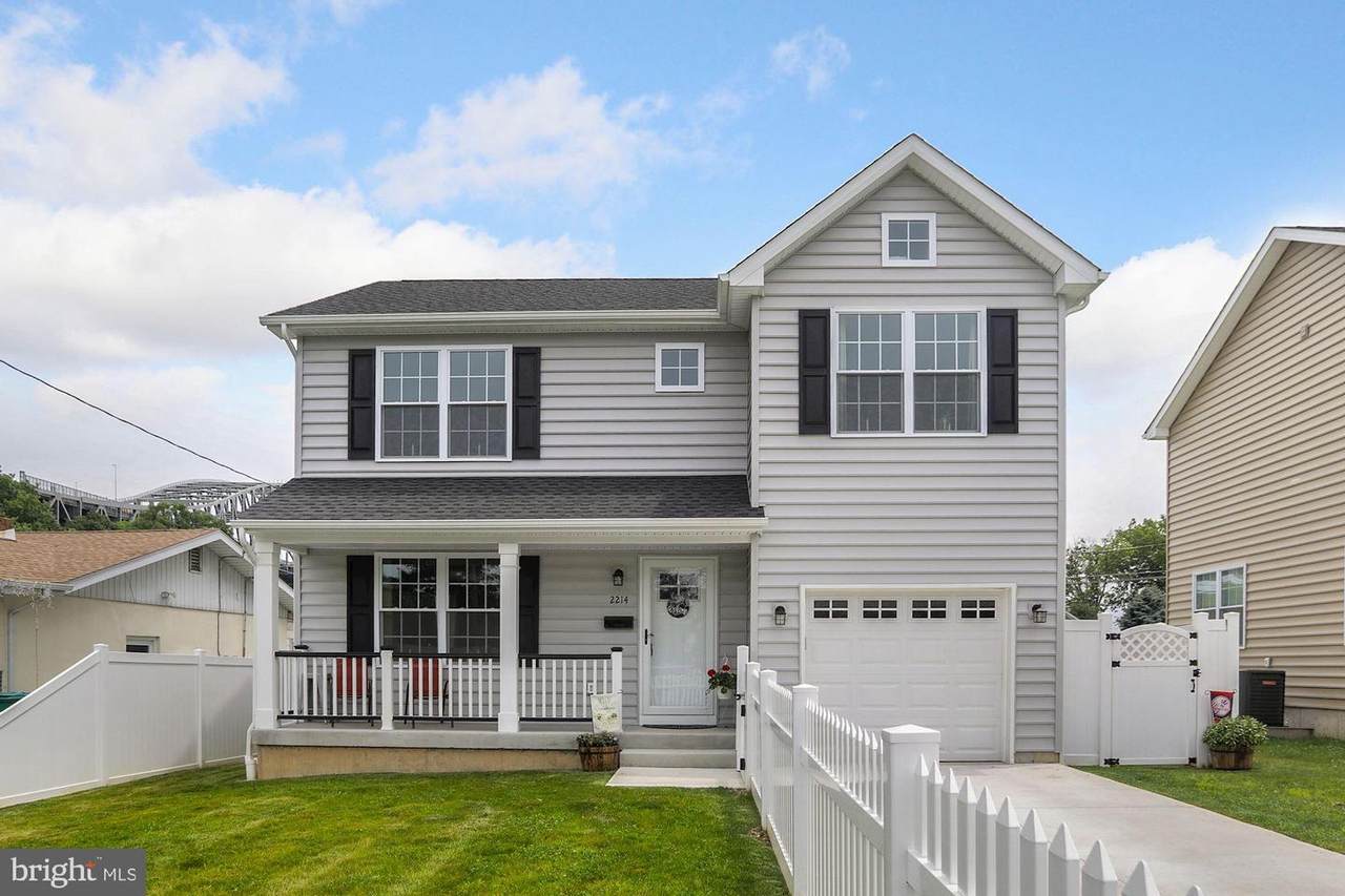 2214 Wood Avenue - Photo 1