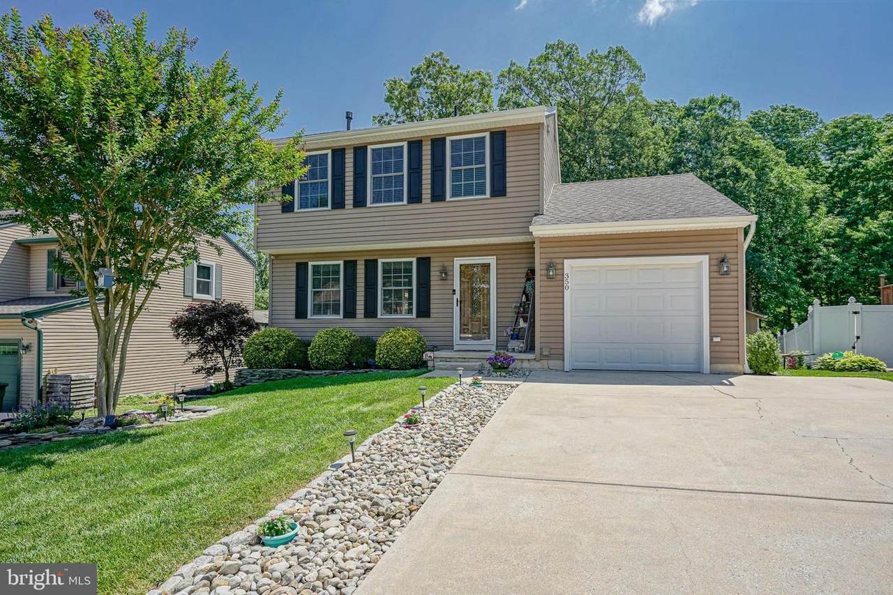 350 Whethersfield Drive - Photo 1