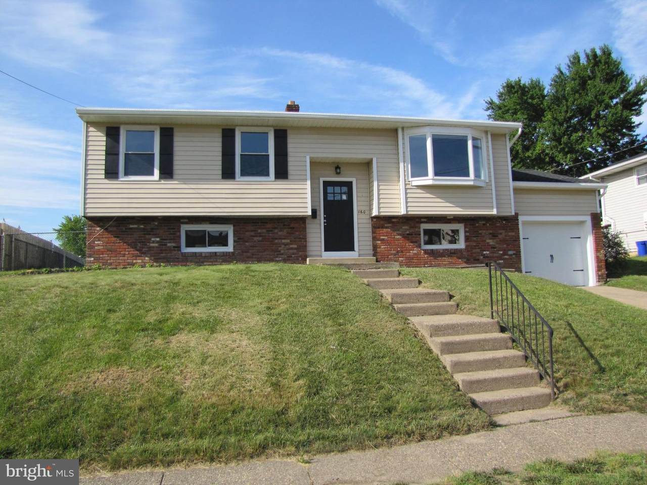 160 Vanderbilt Avenue - Photo 1