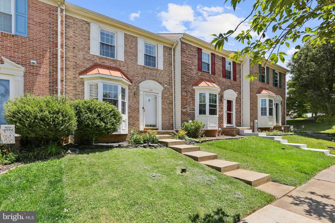 340 Sunray Court - Photo 1