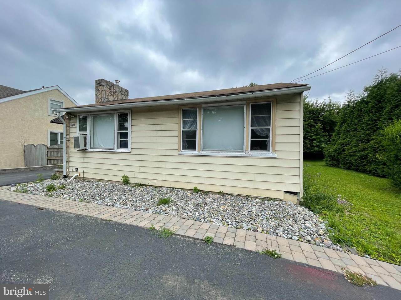329 North Lane - Photo 1