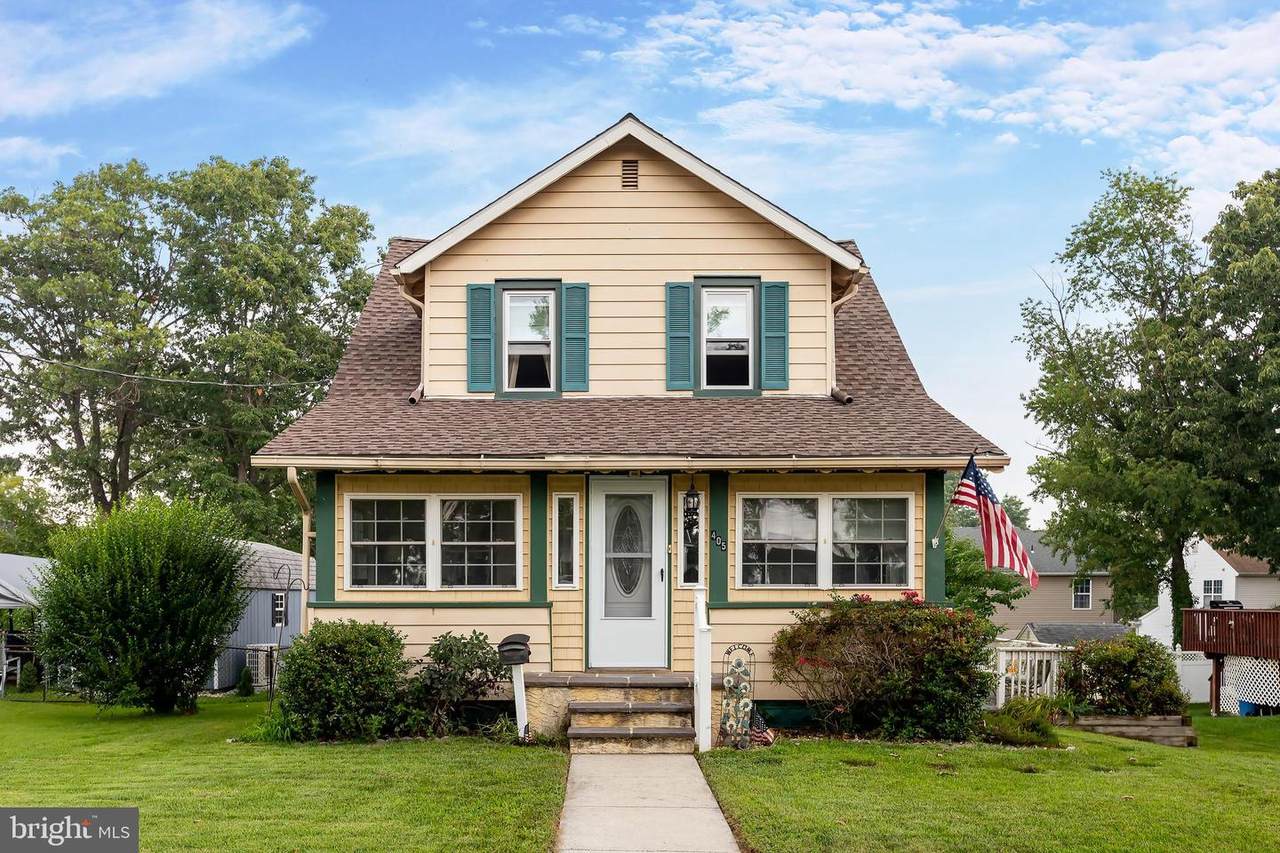 405 Monument Avenue - Photo 1