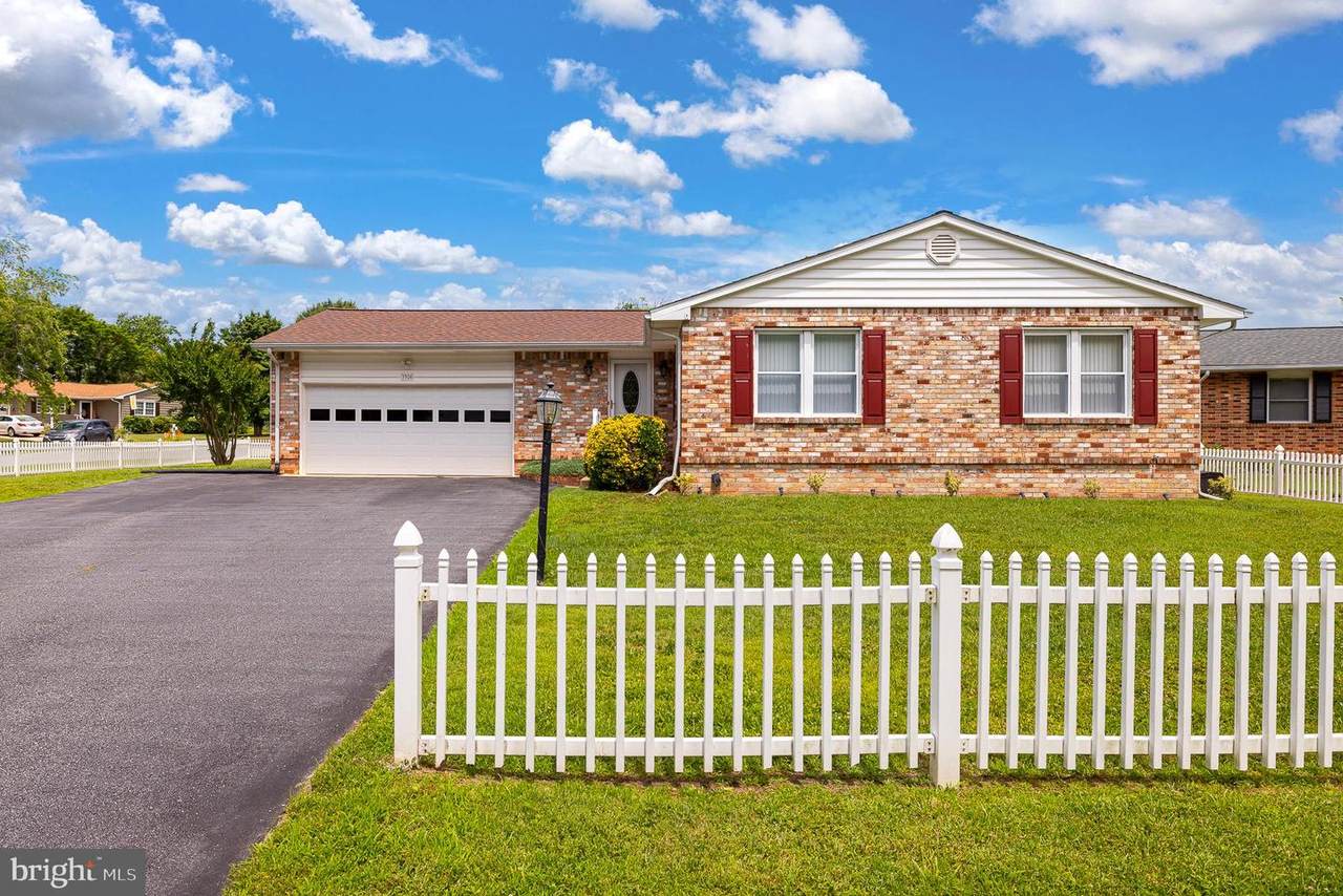 3904 Glazebrook Drive - Photo 1