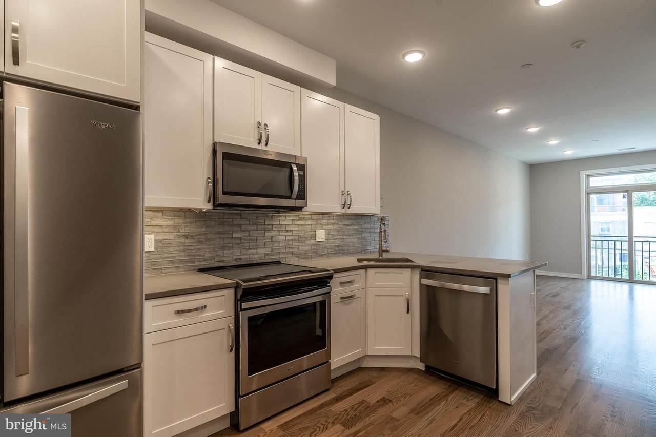 2622 Ellsworth Street - Photo 1