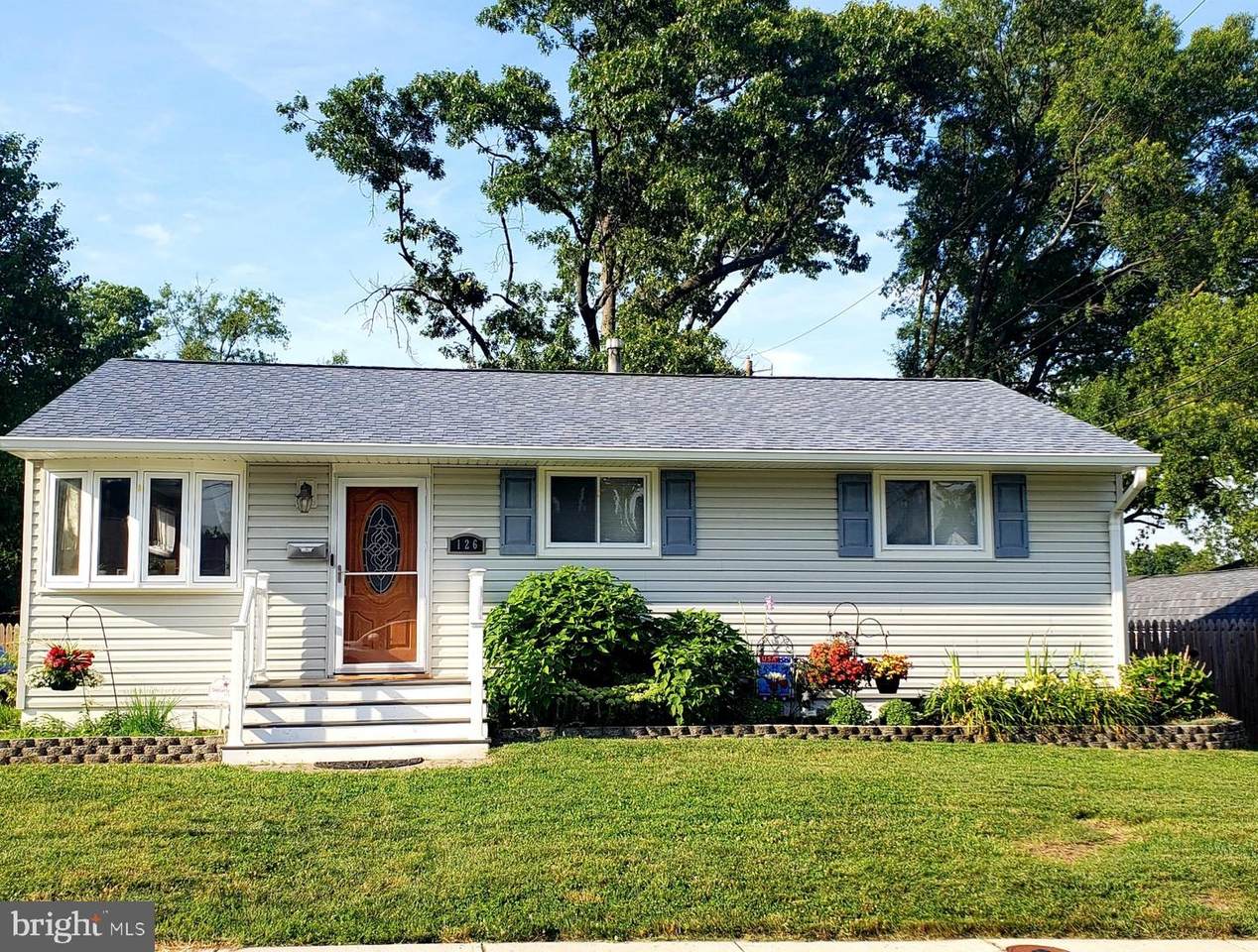 126 Main Avenue - Photo 1