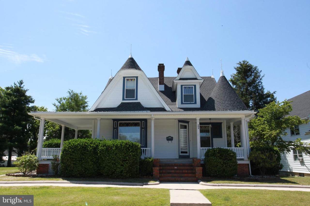 302 Park Row - Photo 1