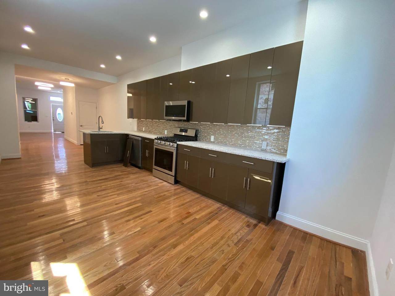 2539 30TH Street - Photo 1