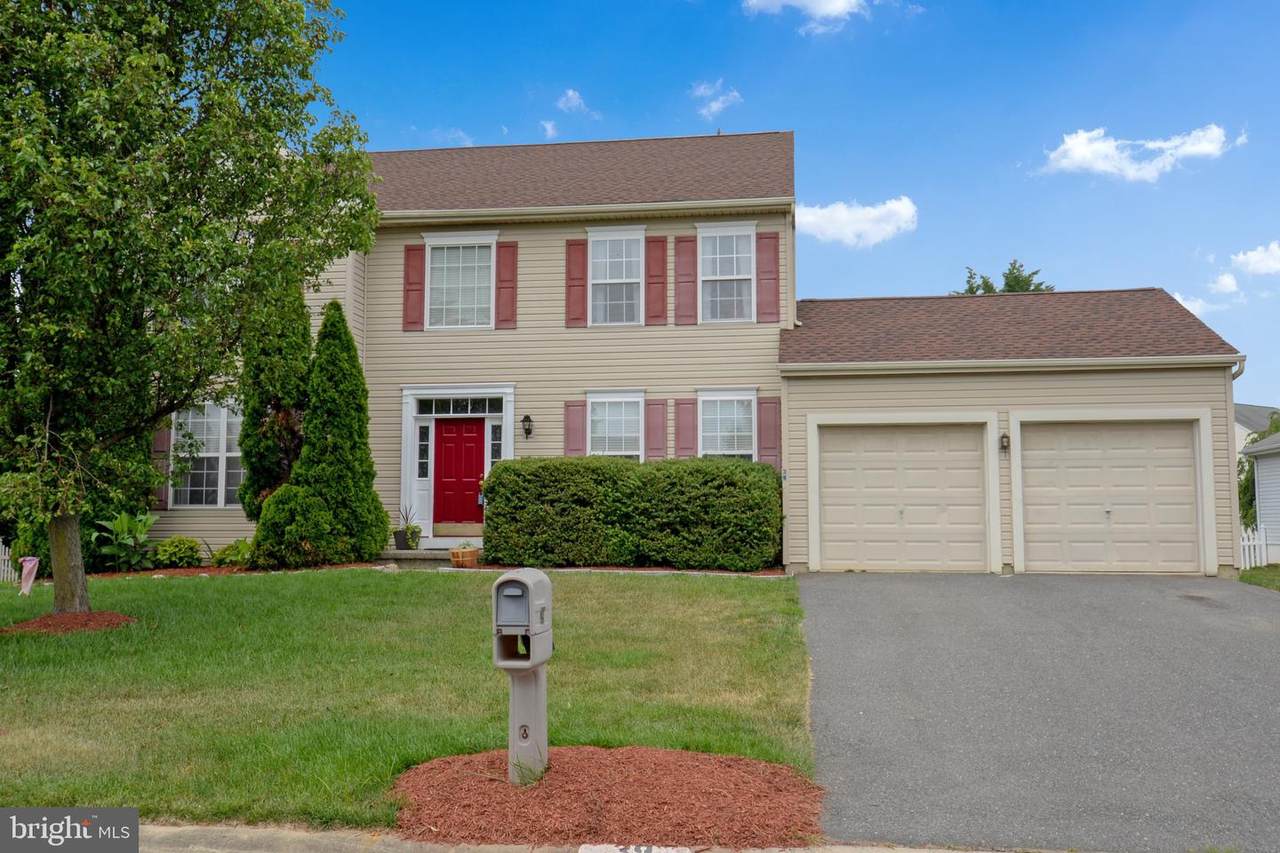 39 York Drive - Photo 1