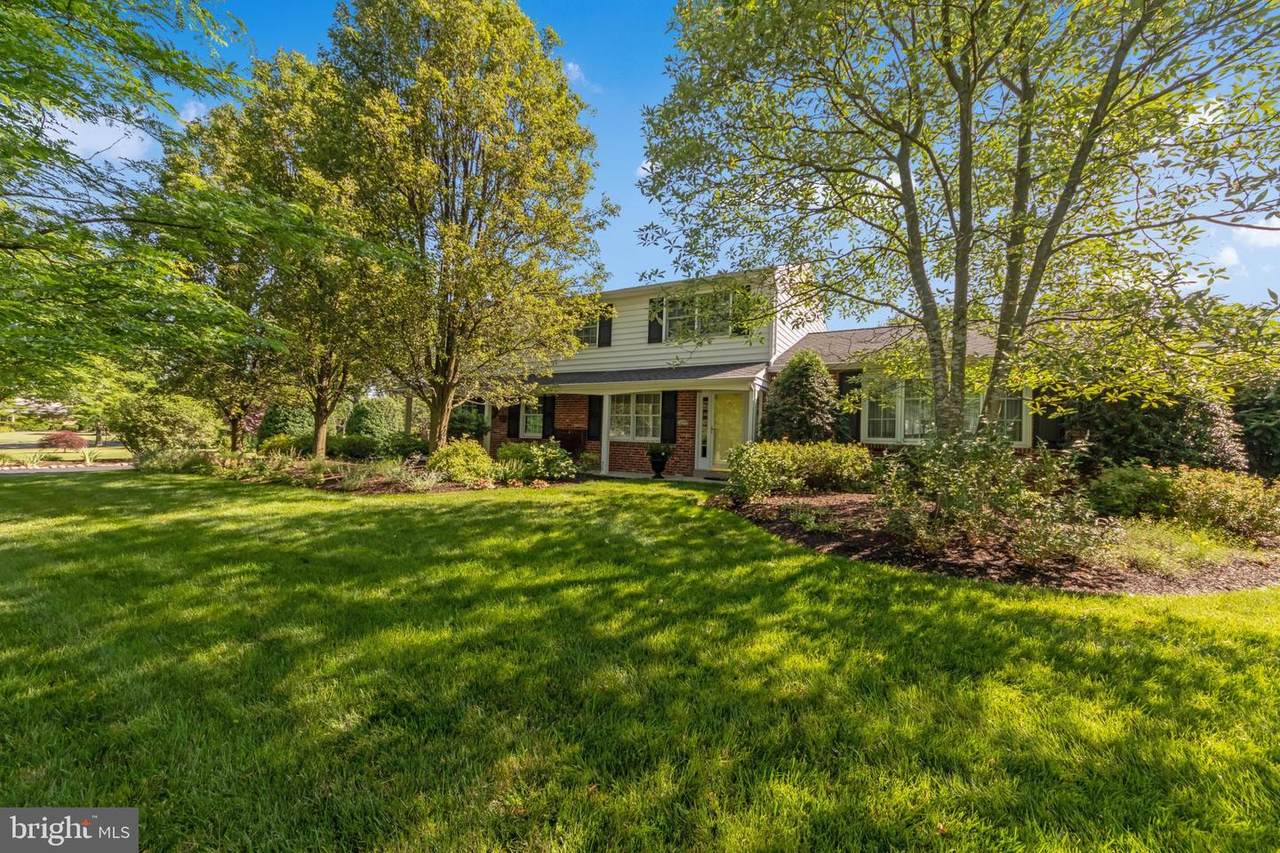 1591 Meadow Glen Drive - Photo 1