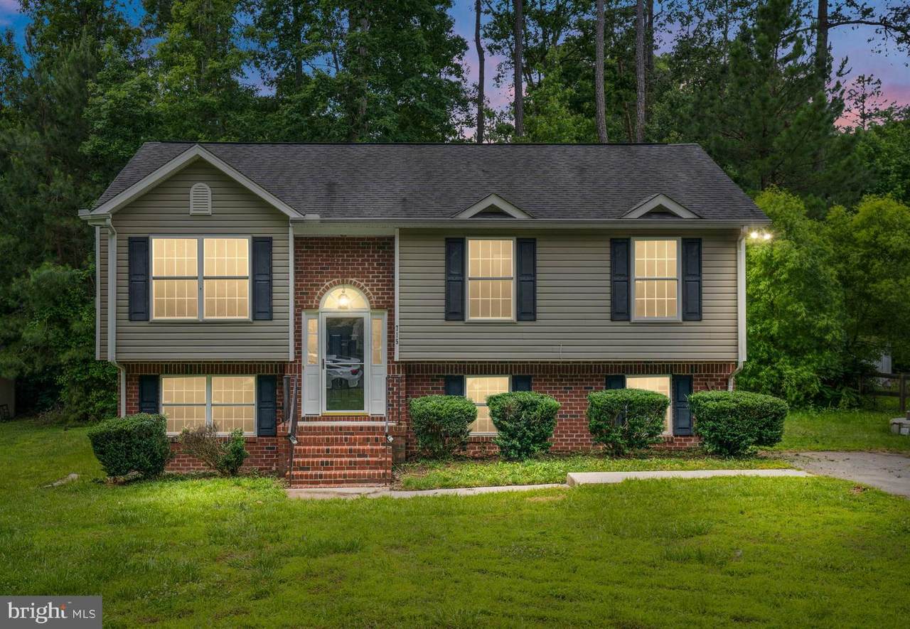 715 Canterbury Drive - Photo 1
