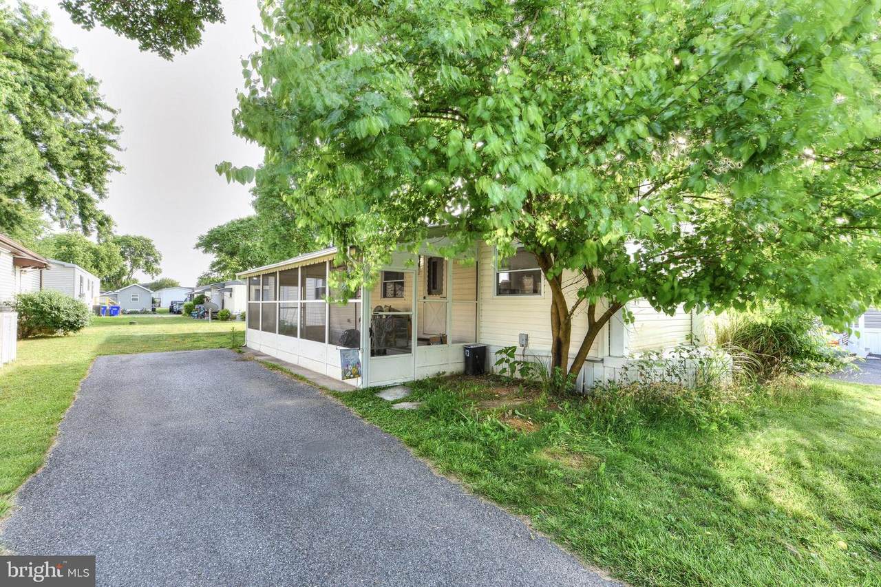 21 Candlelight Lane - Photo 1