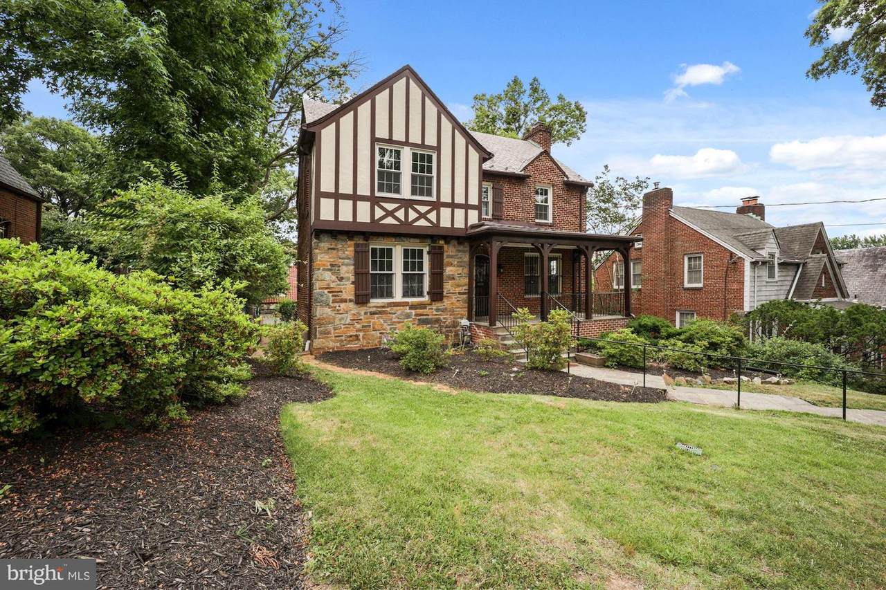 4015 19TH Street - Photo 1