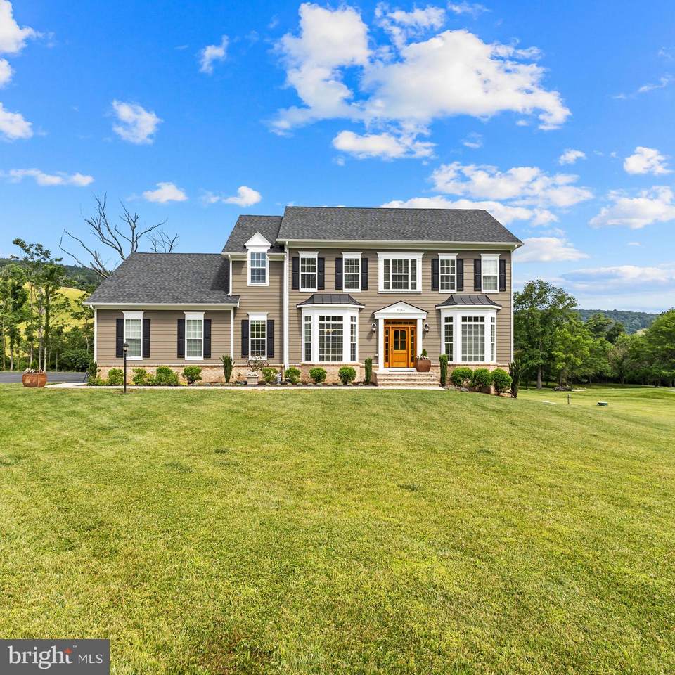 35264 Greyfriar Drive - Photo 1