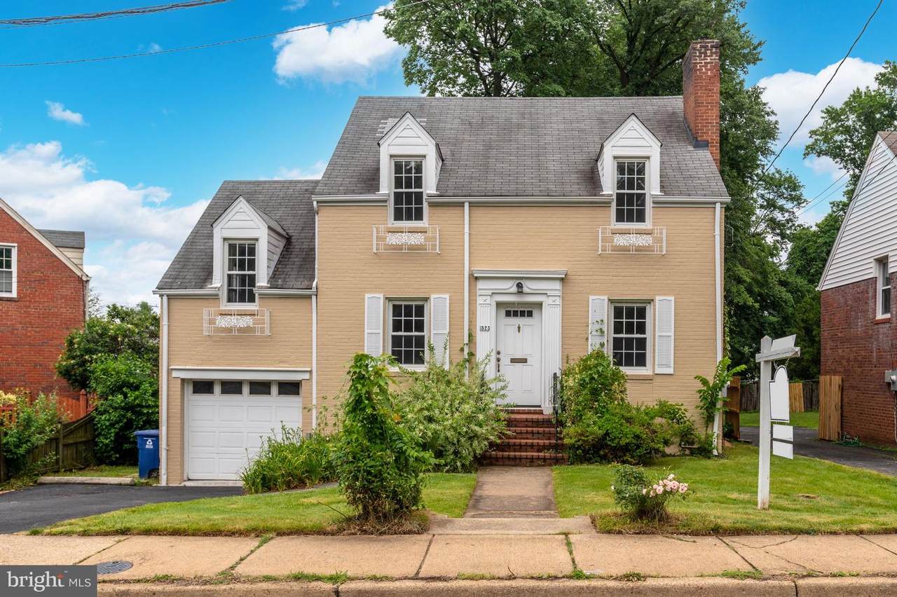 1523 George Mason Drive - Photo 1