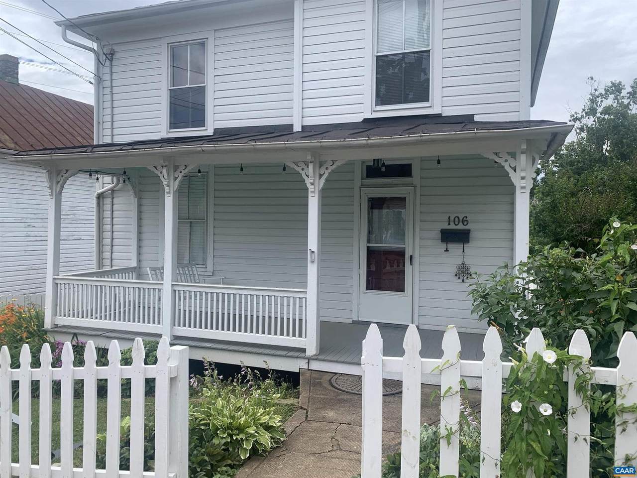 106 Hampton St - Photo 1